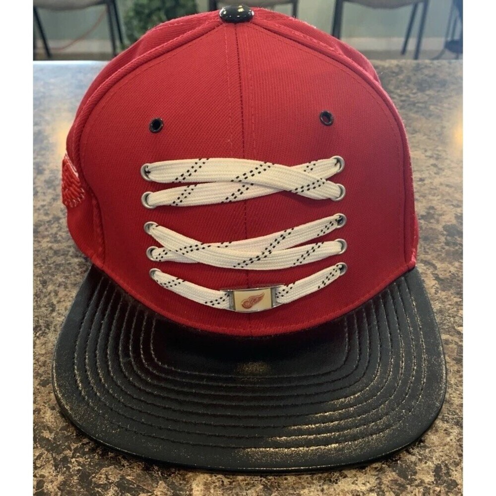 Montreal Canadians Zephyr Patent Lacer SnapBack Hat NHL